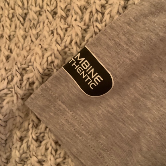 💜Baltimore Ravens T-Shirt💜 - Picture 5 of 6